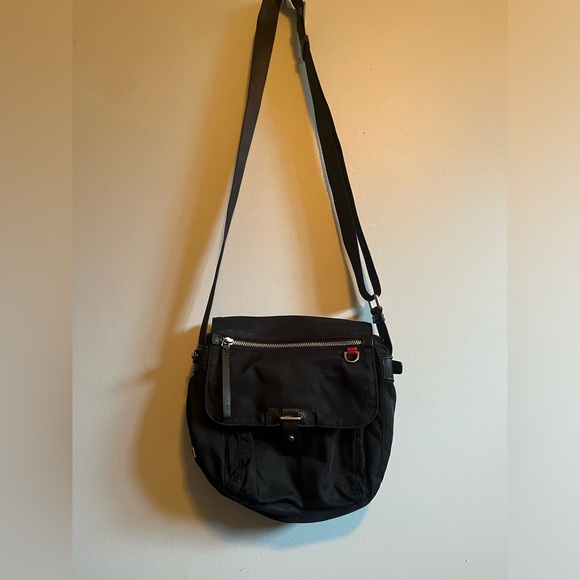 Tumi crossbody bag - Picture 1 of 4